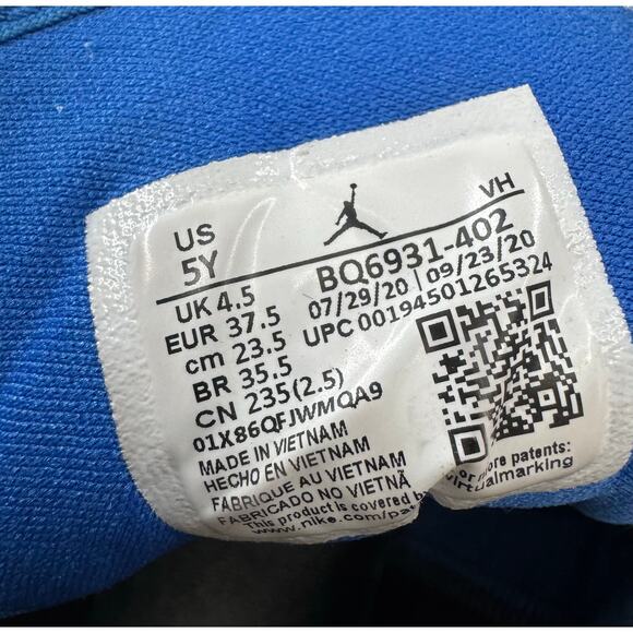 Authentic Nike Air Jordan 1 Retro High OG Obsidian Blue Athletic Shoe Youth 5 - Picture 7 of 9